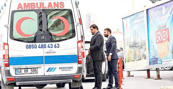 İstanbul'da ambulansı taksi olarak kullanan zanlı yakalandı