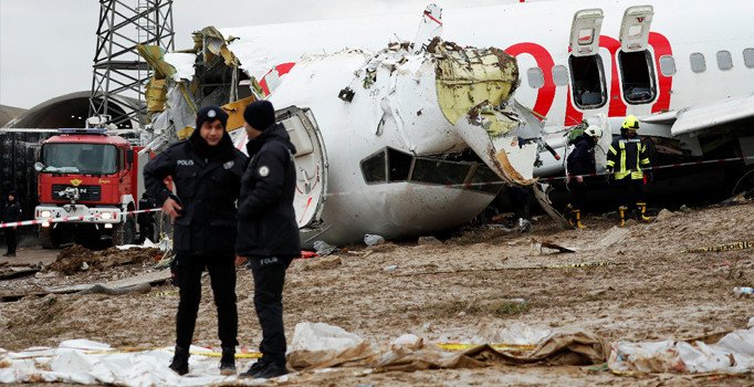 Sabiha Gökçen'deki kazada pilot ile kulenin konuşması ortaya çıktı