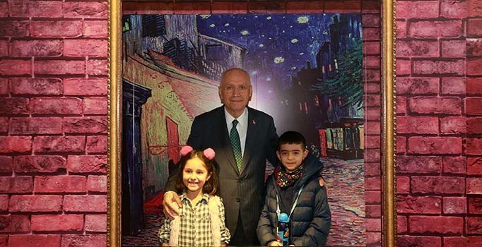 Yenimahalle Belediyesi Optik İllüzyon Sergisi'ni açtı