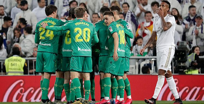 Real Madrid ve Barcelona Kral Kupası'na veda etti