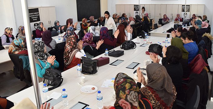 Tepebaşı'nda madenci kadınlara yönelik eğitim çalışması