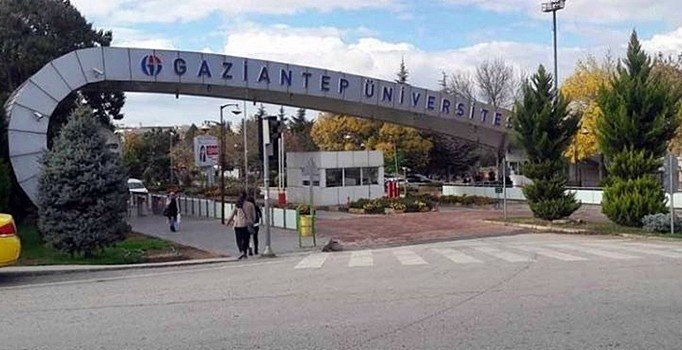 Gaziantep Üniversitesi'nde yöneticilerin eşleri öğretim görevlisi olarak atanmış