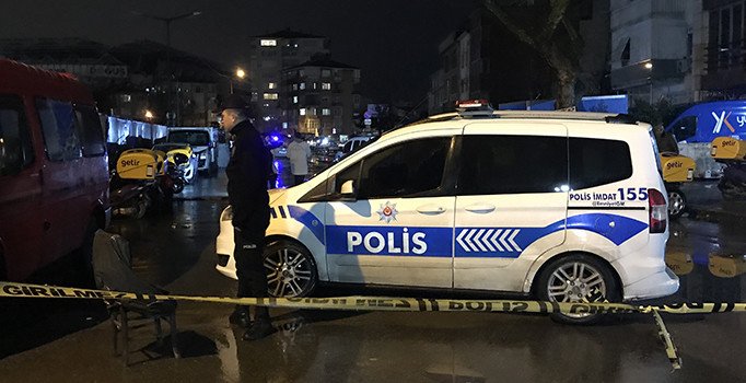 Yolda yürürken silahlı saldırıya uğradı