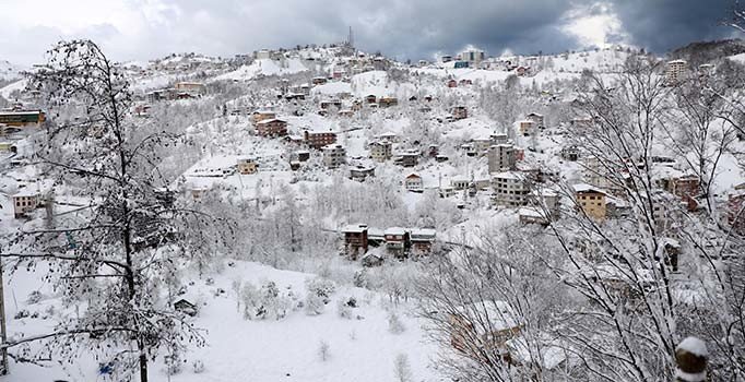 Rize Valiliği'nden 'sarı' uyarı: Çığ tehlikesine dikkat!