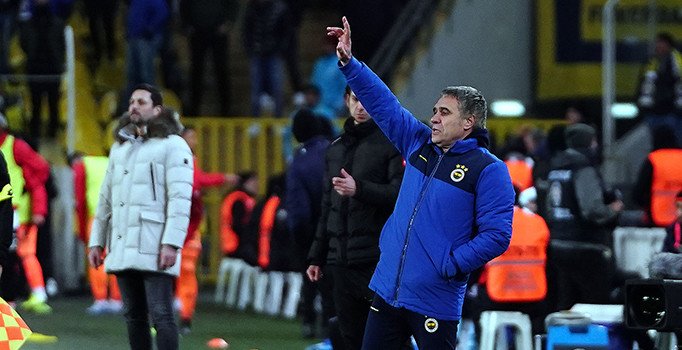 Ersun Yanal'dan ligden çekilme açıklaması