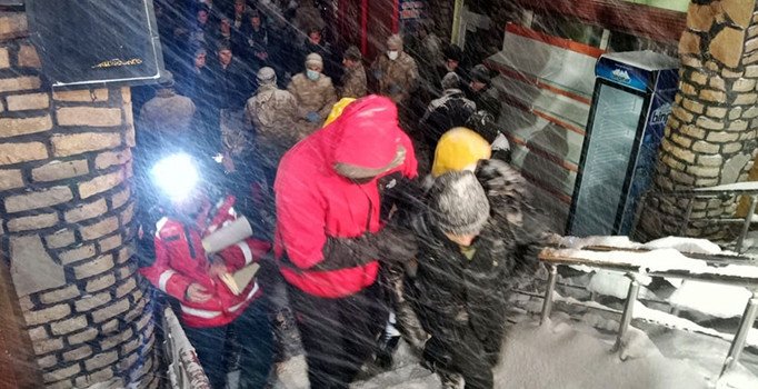 Donmak üzere olan göçmenler son anda kurtarıldı