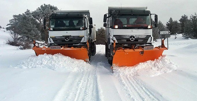 Yurt genelinde birçok ilde kar nedeniyle eğitime ara verildi