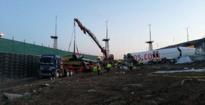Açelya uçağının enkaz kaldırma çalışmalarının üçüncü günü sona erdi