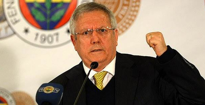 Genç Fenerbahçeliler Aziz Yıldırım'ı istifaya çağırdı