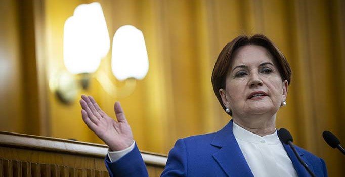 İYİ Parti lideri Akşener: Mikrofon delikanlılığını artık bırakın ve gereğini yapın