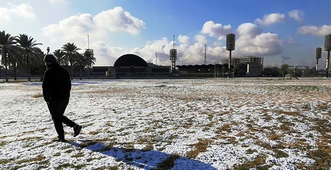 Bağdat, 12 yıl sonra beyaza büründü