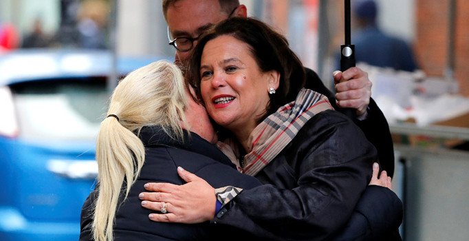 İrlanda'da seçimin galibi IRA'nın siyasi kanadı Sinn Fein