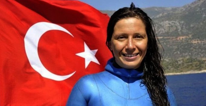 Survivor Derya Can Göçen kimdir kaç yaşındadır nerelidir ve ne iş yapıyor?