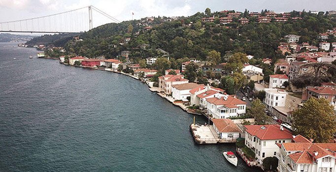 Değerli Konut Vergisi bir yıl ertelendi, vergi oranları güncellendi