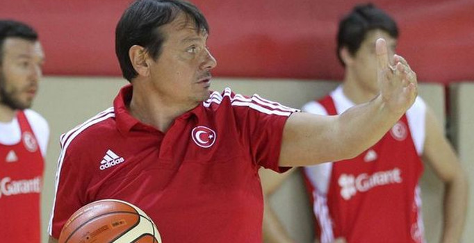 Ergin Ataman: Fransa'yı yeneceğimizi düşünüyorum