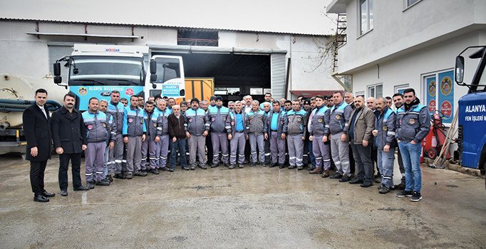 Alanya Belediyesinden kamyon şoförlerine eğitim semineri