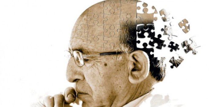 Uzun boylu erkeklerde demans riski daha az