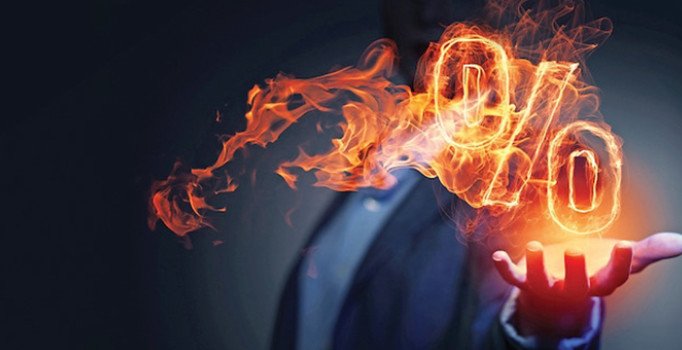 Hollanda'da 3 bankadan negatif faiz kararı