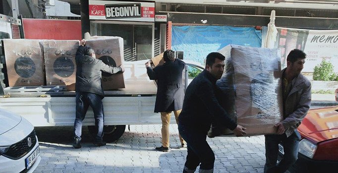 Kuşadası Belediyesi Elazığlı 15 ailenin daha yüzünü güldürdü