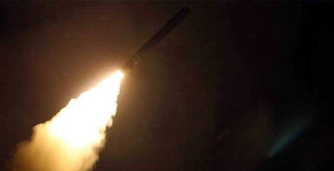 Son dakika... Irak'taki ABD üslerine roketli saldırı