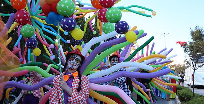 Kuşadası kültür ve sanatın merkezi oldu