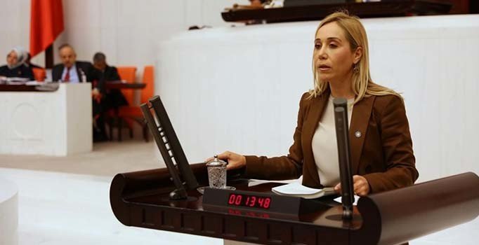 Son dakika! İYİ Parti Genel Başkan Yardımcısı Tuba Vural Çokal istifa etti