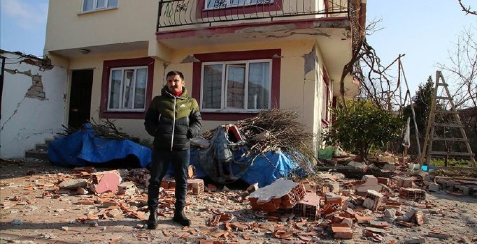 Manisa'da deprem sonrası 29 okul için yıkım kararı