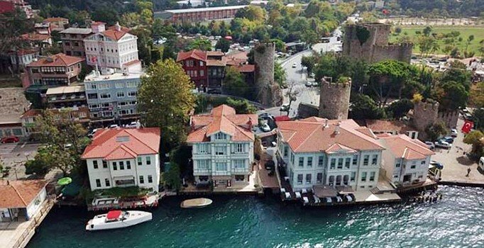 Değerli Konut Vergisi'nin bir yıl ertelenmesi hakkındaki kanun yasalaştı