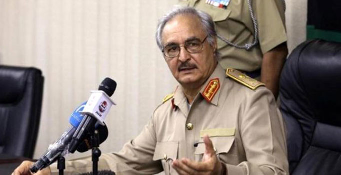 BAE Hafter'e askeri destek için Abu Dabi'den Libya'ya hava köprüsü kurdu