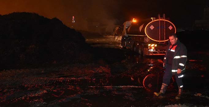 Adana'daki fabrika yangını 4'üncü gününde kontrol altına ...