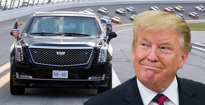 Trump, Daytona 500 yarışlarının startını verdi