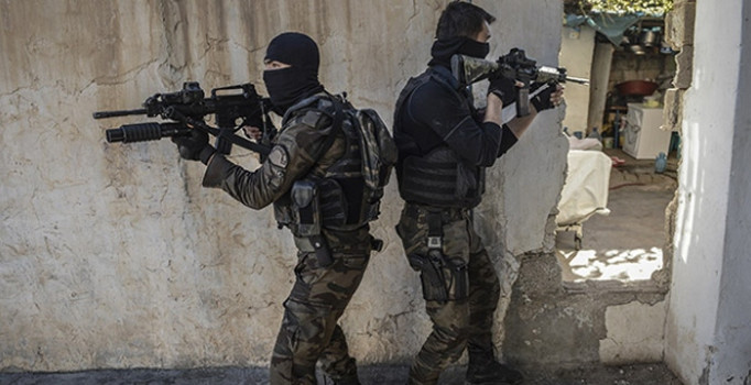 Bitlis'te PKK ile çatışma: Sözde Güroymak ilçe sorumlusu öldürüldü