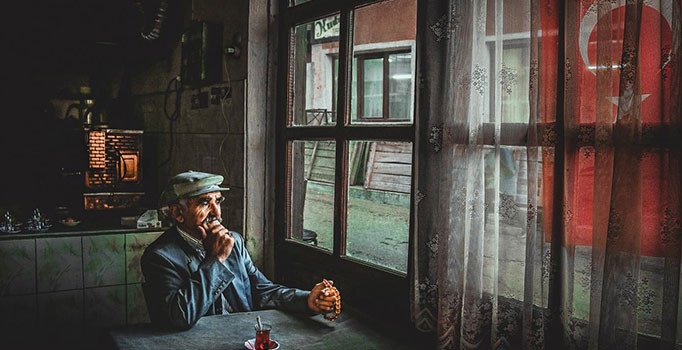 TÜİK verilerine göre Türkiye'de "mutluyum" diyenlerin oranı 16 yılın en düşük seviyesinde