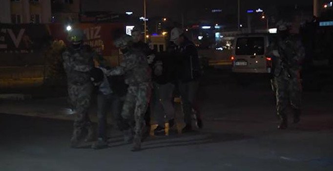 Bursa'da terör örgütü DEAŞ'ın sözde istihbaratçısı kıskıvrak yakalandı