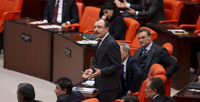 Mahkemenin 'Gezi Parkı' kararı Meclis'te tansiyonu yükseltti