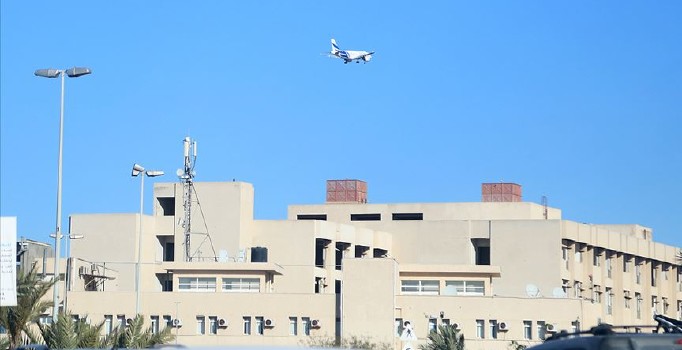 Hafter'in vurduğu Mitiga Havalimanı'nda uçuşlar yeniden başladı