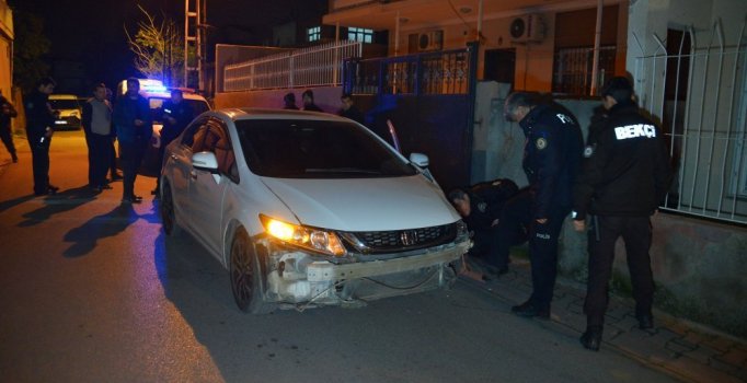 Adana'da kovalamaca sonucu yakalanan otomobil hırsızı: Oyun zannettim