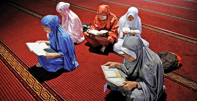 Hz. Peygamber’in Kur’an ile eğitimi-1: Eğitim büyük cihattır