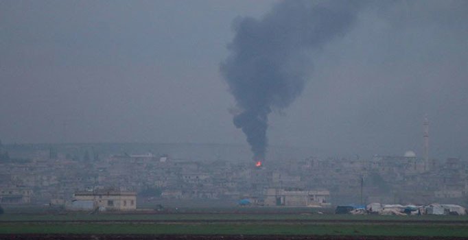 Rus savaş uçakları İdlib'i bombaladı: 3 ölü, 9 yaralı