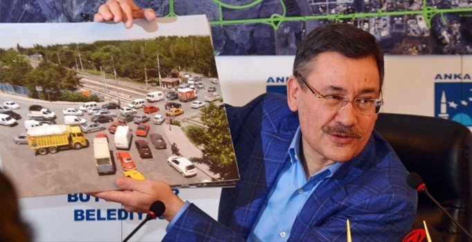 Melih Gökçek'e 'ihaleye fesat' karıştırmaktan suç duyurusu