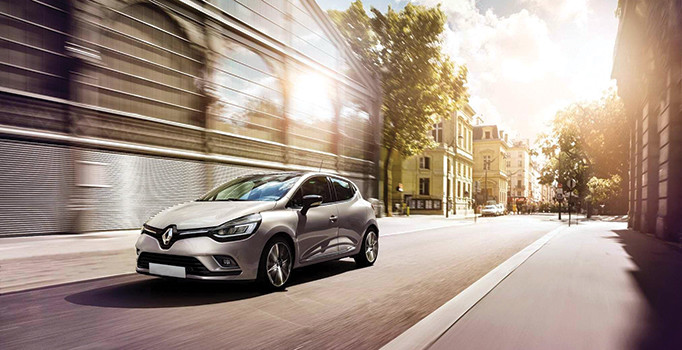 Renault, Clio modelini operasyondan geçirdi