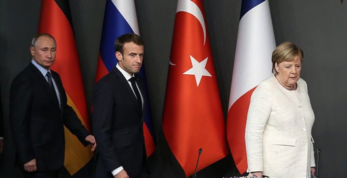 Son dakika...Merkel ve Macron'dan Rusya'ya İdlib çağrısı