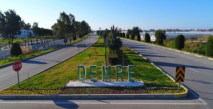 Demre'ye 40 bin adet mevsimlik çiçek