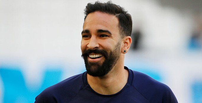 Fenerbahçe'den ayrılan Adil Rami, Sochi'ye transfer oldu