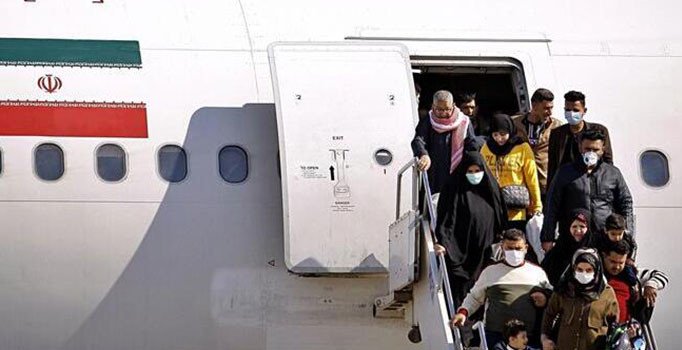 Suudi Arabistan, koronavirüs nedeniyle İran'a gidiş-dönüşleri yasakladı