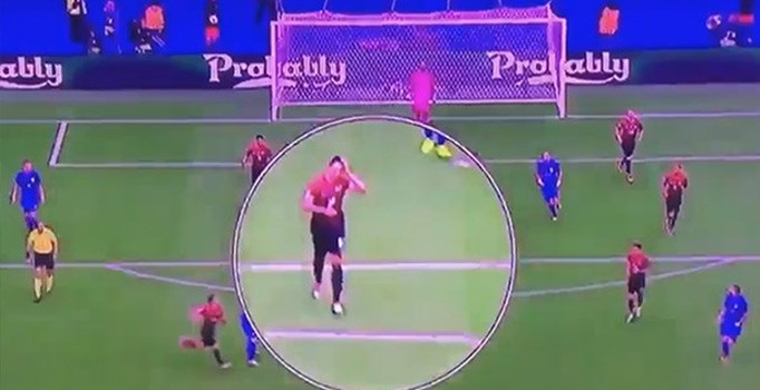 Herkes milli maçta Ozan Tufan'ın hareketini konuşuyor