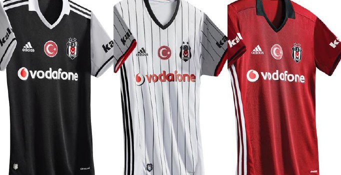 Beşiktaş'ın yeni sezonda giyeceği formaları görücüye çıktı