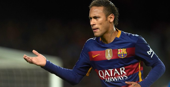 Barcelona'da Neymar için flaş bir karar verildi