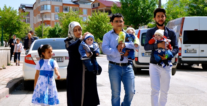 Üçüzler de "Recep, Tayyip, Erdoğan" sandığa gittiler