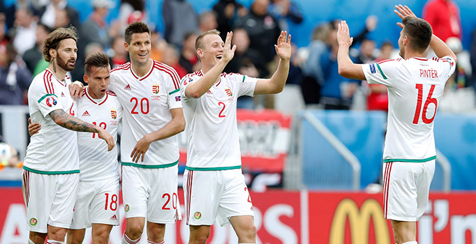 Macarlar'dan sürpriz başlangıç: Avusturya 0-2 Macaristan
